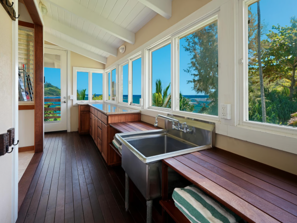 Experience Luxury in Moloa'a Bay - The Perfect Kauai Retreat